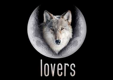 Wolf howling at the moon