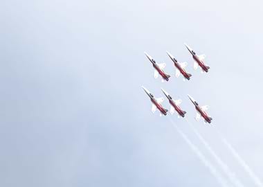 Patrouille Suisse Climbing