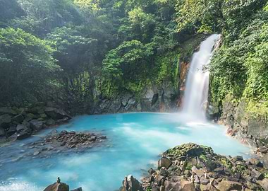 Rio Celeste waterfall
