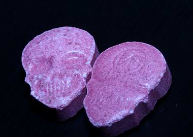 Red skull ecstasy pills