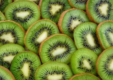 kiwi slices