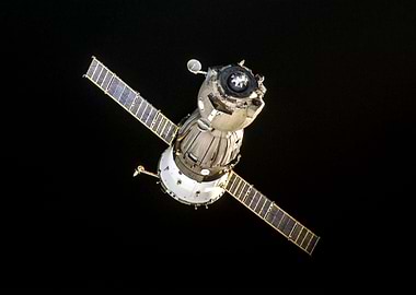 Soyuz TMA11 on approach