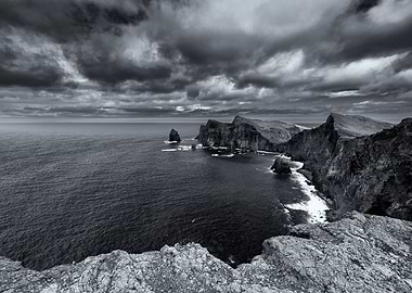 Black and White Madeira