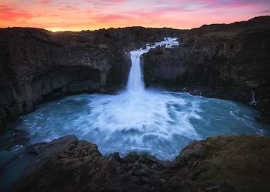 Sunrise at Aldeyjarfoss