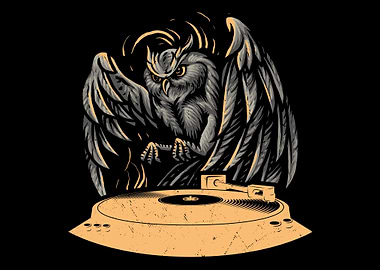 Turntable Owl DJ Retro