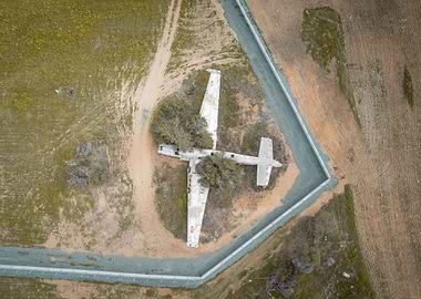Abandoned ONU aircraft