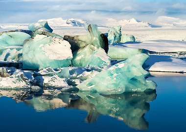 Sunny Glacier Lagoon