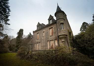 Abandoned haunted mansion