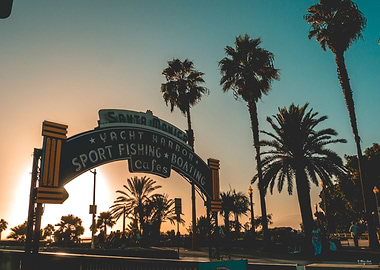 Santa Monica pier sign