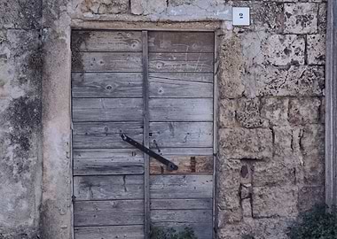 Door old wooden abandoned