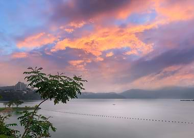 Oil Painting Sun Moon Lake
