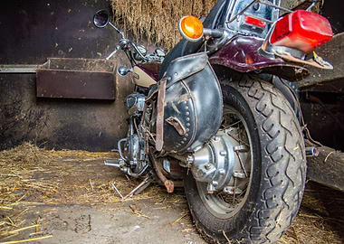 Old motorcycle abandoned
