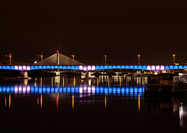 Warsaw bridge at night
