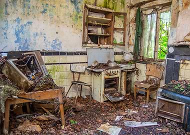 Television and kitchen dec