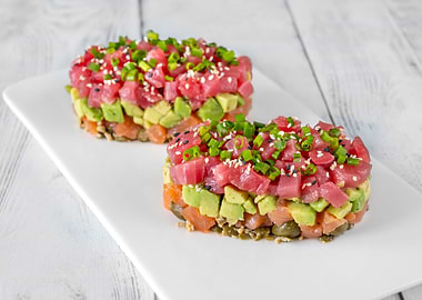 Tuna and salmon tartare