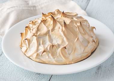 Baked Alaska dessert