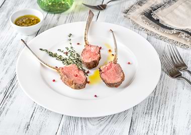 Rack of lamb with thyme