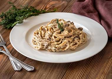 Tagliatelle with porcini