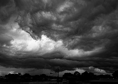 big clouds on the city