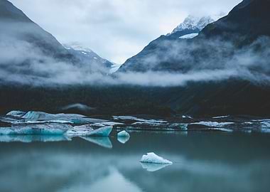 Valdez Glacier Lake