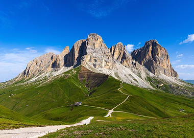 Sassolungo mountain
