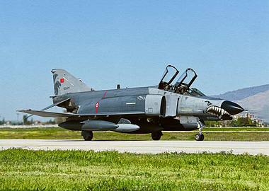 McDonnell Douglas F-4