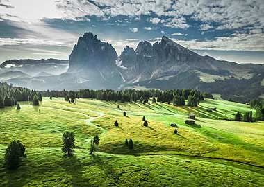 Alpe di Siusi at sunrise