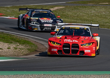 BMW M4 GT3 Audi R8 LMS GT3