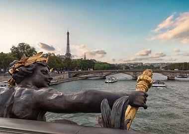 Nymphes de la Neva statue