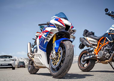 Honda CBR1000RR-R