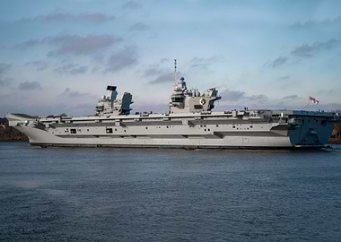 Aircraft Carrier 'HMS Queen Elizabeth'