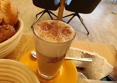 Cappuccino with Cinnamon