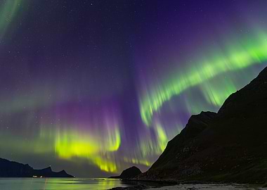 Magical Northern Lights Over Mountains