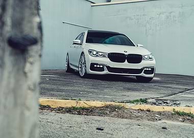 White BMW 7 Series