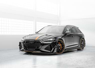 Black Audi RS6 Avant