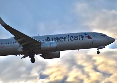 American Airlines 737 landing