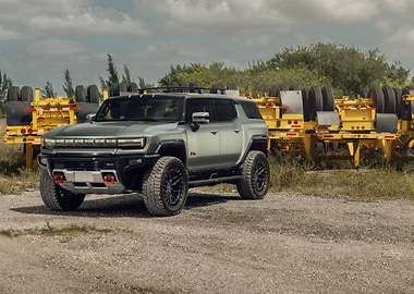 Hummer EV SUV