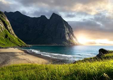 Lofoten sunset at Kvalvika