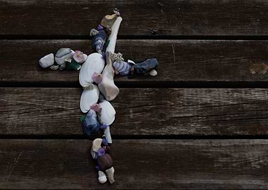 Seashell Cross