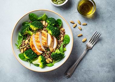 Grilled Chicken Quinoa Salad