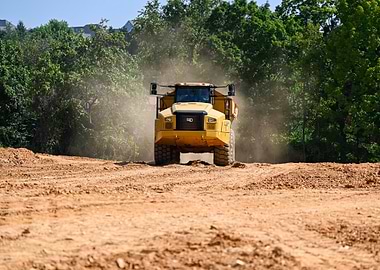 Caterpillar Dump Truck