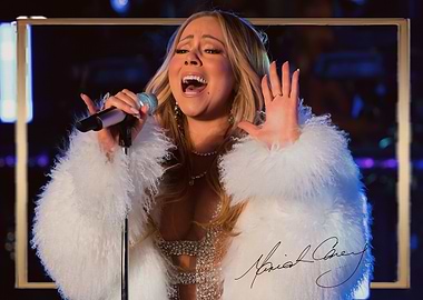 Mariah Carey Singing