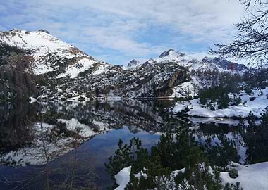 Snowy Mountain Lake, Lago Marcio Italy