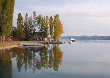Lakeside Cabin with Boat