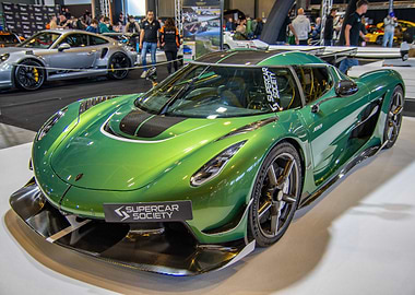 Green Koenigsegg Jesko