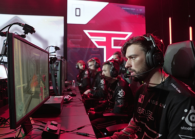 Professional Gaming Tournament Scene