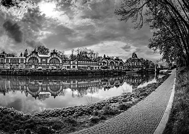 Majestic hydroelectric power station