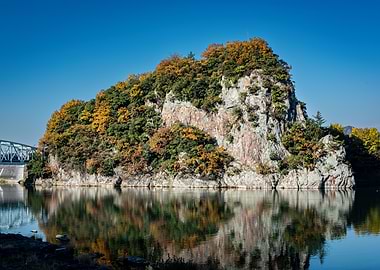 Autumnal Rock Formation Reflection