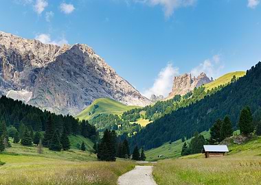 Val Duron in Italy - Mountain Valley Landscape with Cabin