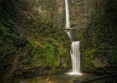 Multnomah Falls with Benson Bridge